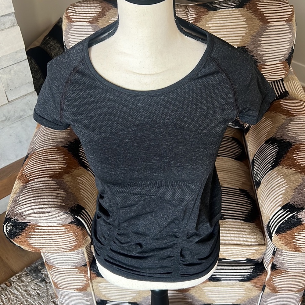 Athleta Fast Track Top - Picture 2 of 5